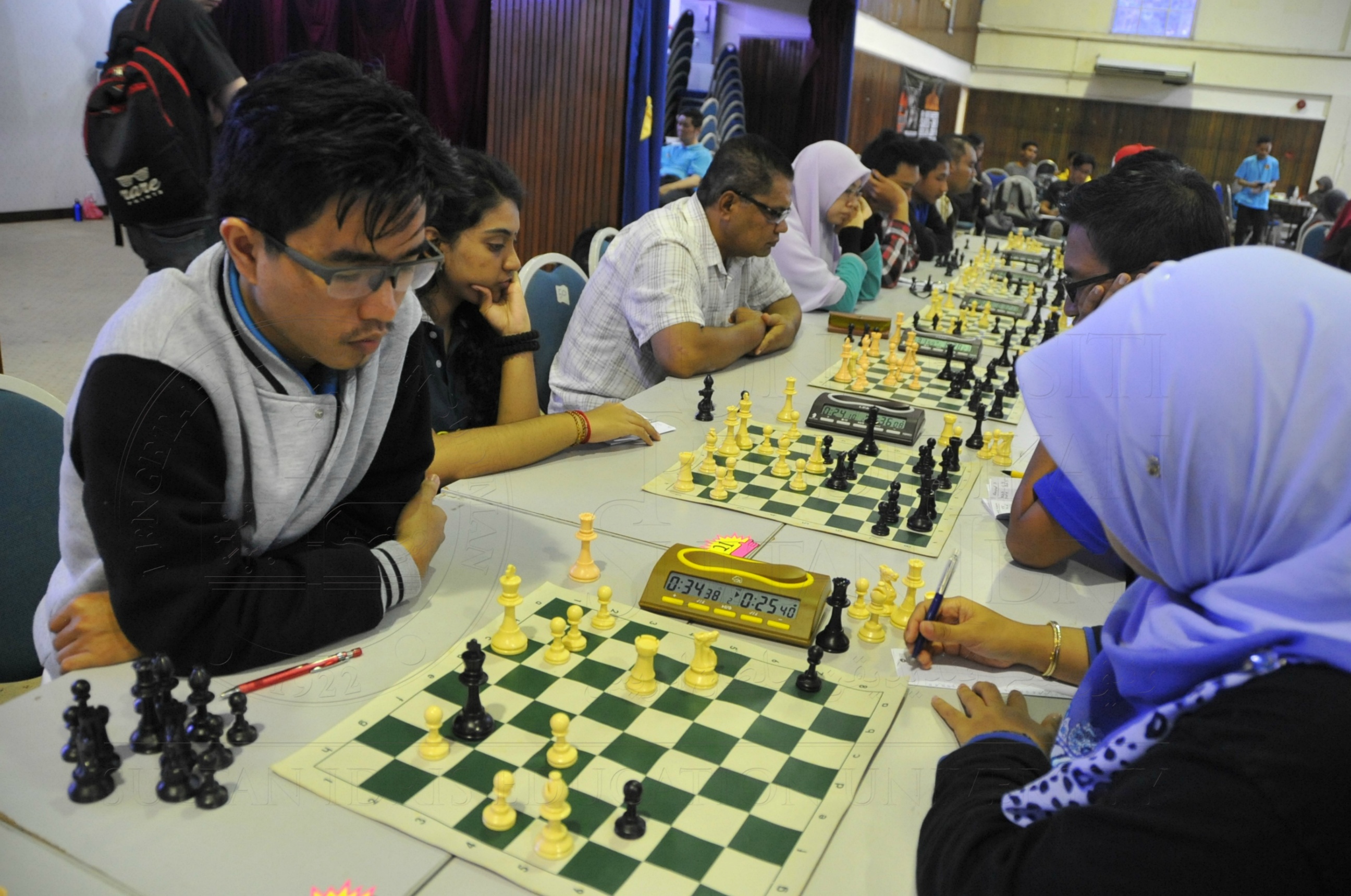 PRO15 158 CATUR HAS 9152